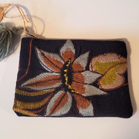 Handmade Cotton Purse - Picture 1 of 6